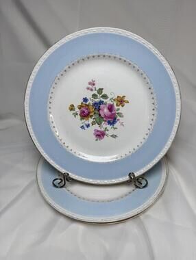 Vintage Homer Laughlin Eggshell Georgian Marilyn Dinner Plates Set of 4, 1942